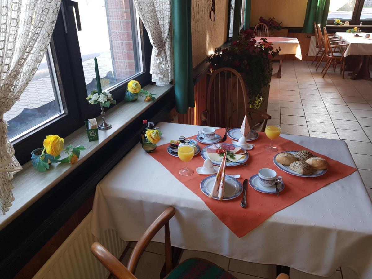 Hotel Garni Huttenhof Kall Екстериор снимка